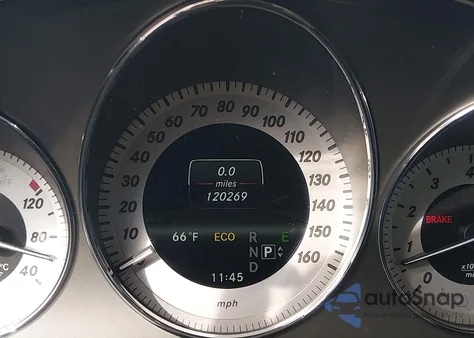 2013 Mercedes-Benz Glk 350 z USA, uszkodzony, nr VIN WDCGG5HB5DF968282